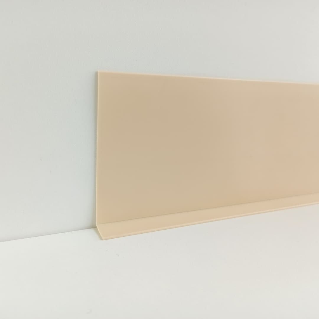 ПЛИНТУС JL 80