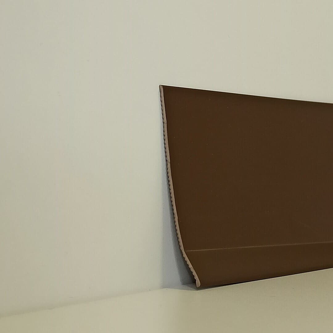 ПЛИНТУСНАЯ ЛЕНТА JL 60х15